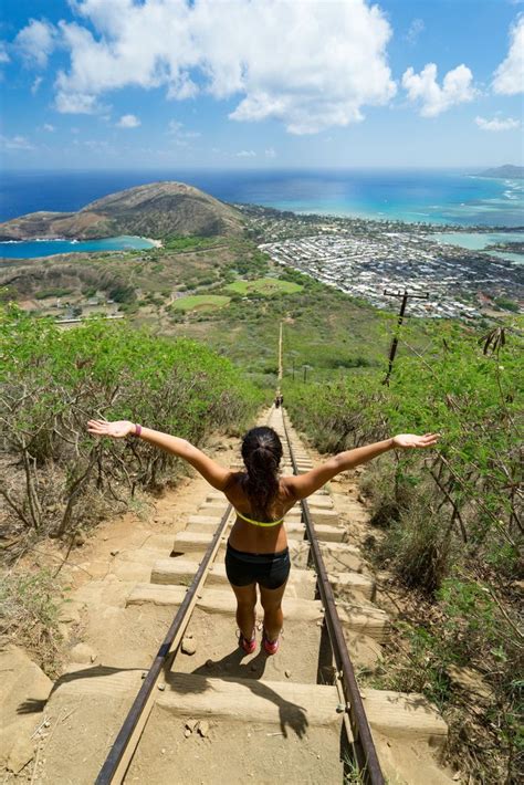 Koko Head Hike: Koko Crater Trail & Stairs On Oahu, Hawaii | Reis ...