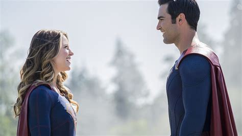 Superman and Supergirl take flight for first time together in new TV ...