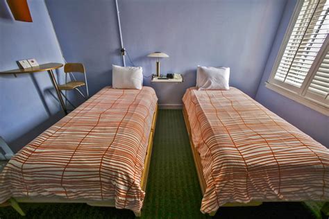 The Times podcast: Why hotel rooms for L.A.'s homeless sit empty - Los Angeles Times