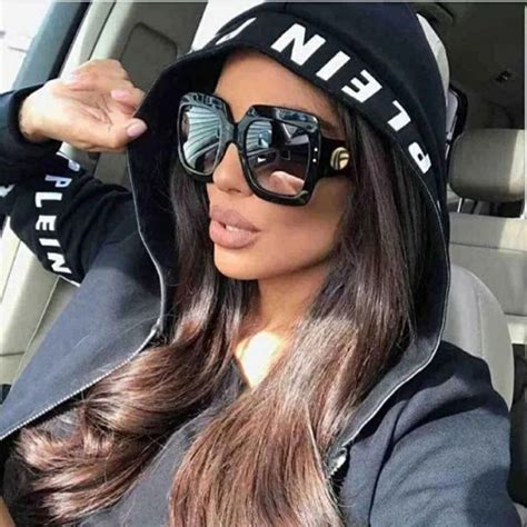 Celebrity big bold black Sunglasses | Sunglasses women fashion, Sunglasses women oversized ...