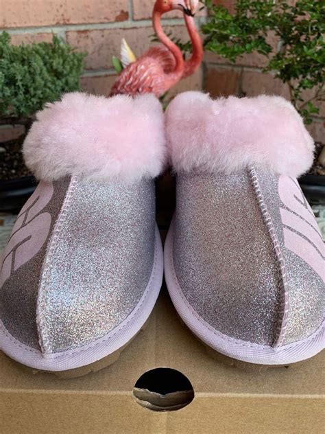 UGG W/Coquette Sparkle Slide/slippers on Mercari | Uggs, Pink fur, Slippers