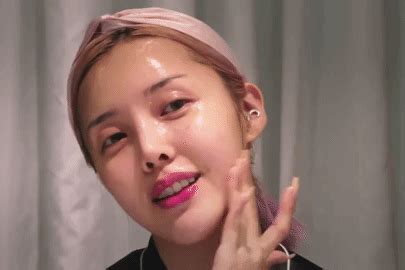 Korean Makeup Artist PONY Breaks down Her 10-Step Evening Skincare Routine | Korean makeup ...