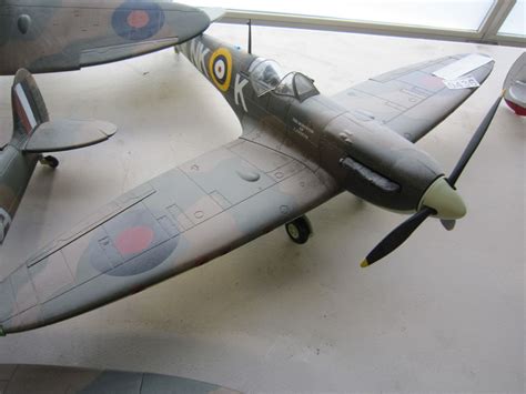 3 21ST CENTURY TOYS SPITFIRE WWII PLANE MODELS