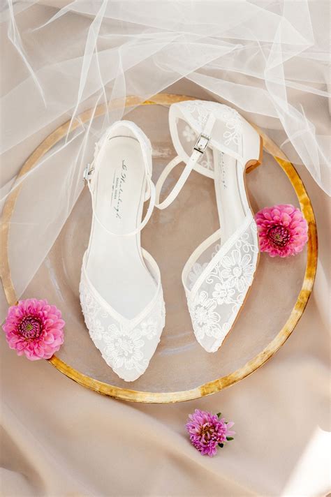 Bridal Lace Shoes Wedding Shoes for Bride Ivory Floral Lace - Etsy