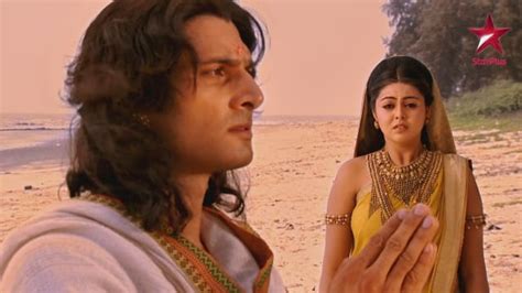 Mahabharat - Watch Episode 7 - Kunti asks Karna for a favour on Disney+ ...