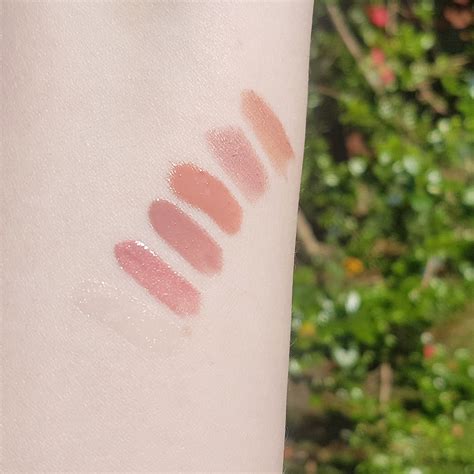 Lippy Love - Favourite All Natural Lip Products - The ecoLogical