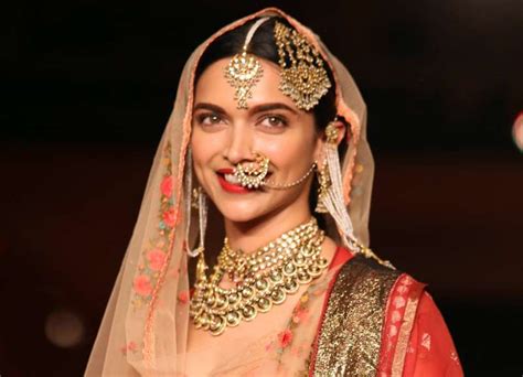 Steal the look: Deepika Padukone's Stunning Jewellery In Bajirao Mastani