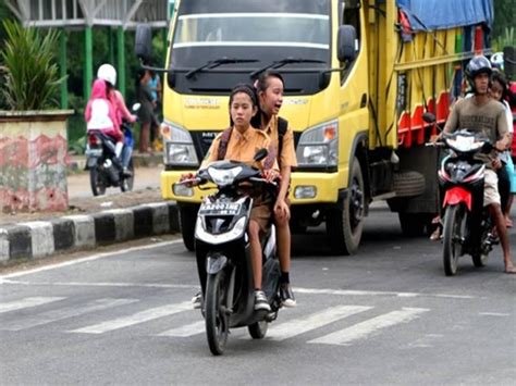 Kumpulan Photo2 Pelanggaran Lalu Lintas di Indonesia | KASKUS