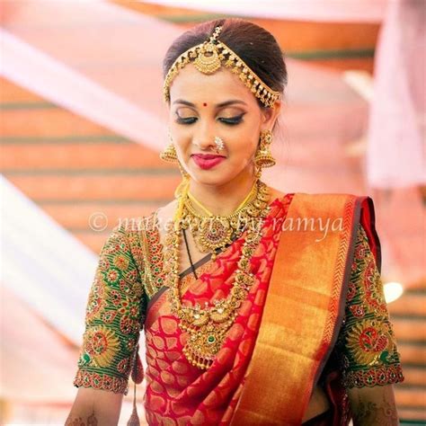 All set to get married? Find the best make-up artists in your town here chttp://bit.ly/2fwyuJJ M ...