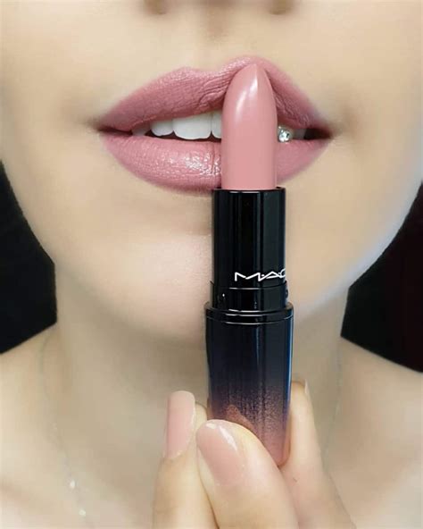 15 best lipstick brands in the world 2020 - Briefly.co.za