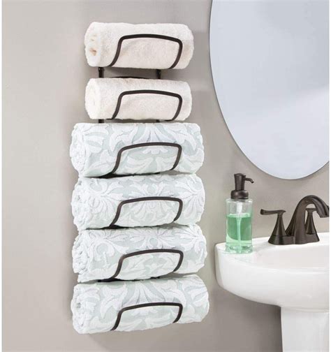 8 Things An Organized Person Doesn't Have In Their Bathroom | Bathroom towel storage, Towel ...