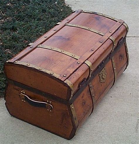 220 Antique Trunks Flat Top or Dome Top with a Shadow Box and Steamer ...