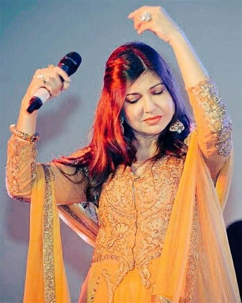 21 Best Indian Female Singers You'll Never Forget