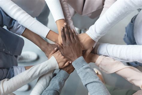 The Importance of Teamwork for Community Service Workers