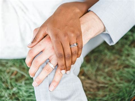 7 Engagement Ring Etiquette Rules to Ditch Now and Forever