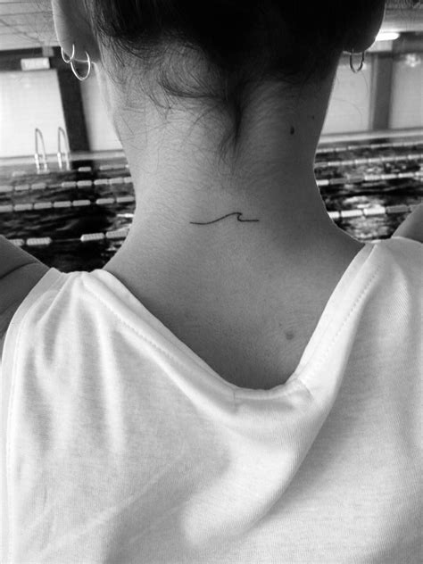 Wave Tattoo #tatto #ola #wave #small Small Wave Tattoo, Back Tattoo, Behind Ear Tattoo, Foot ...