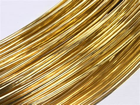 18ct Yellow Gold Round Wire 1.50mm, 100% Recycled Gold - cooksongold.com