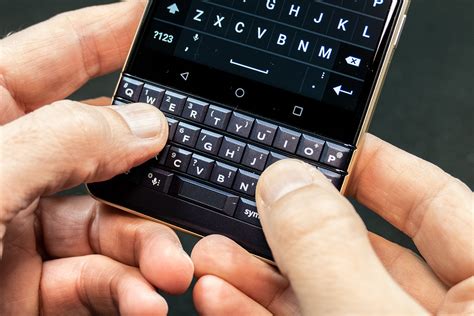 BlackBerry Key2 LE Review | Digital Trends