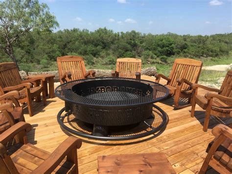 Understanding The Spindle Or Buc ee's Fire Pits That Great For Outdoor Terrace