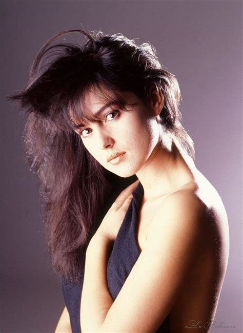 Monica Bellucci, circa 1987 : r/OldSchoolCool