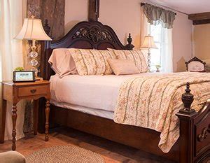 Caldwell House Bed and Breakfast: Romantic Hudson Valley River Inn NY