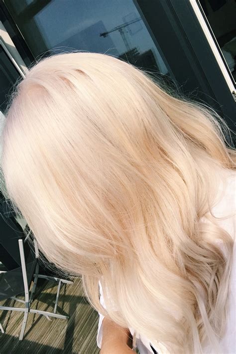 White Blonde Hair: How To Bleach Hair White Blonde & Best Products ...