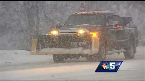 Winter snow storm means travel struggles in Vermont