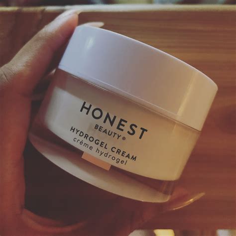 Honest Beauty Hydrogel Cream | Canadian Beauty