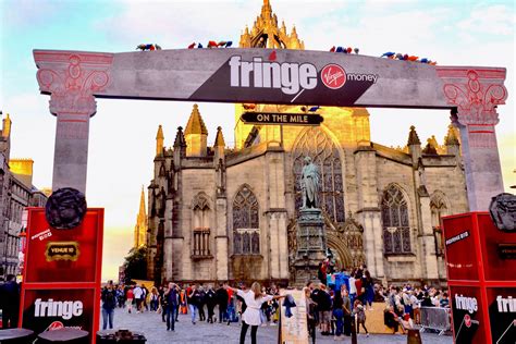 A Quick Guide to Edinburgh's Fringe Festival • The Blonde Abroad