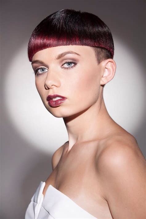 +23 Bowl Cut Hairstyle Female Ideas - nino-alex