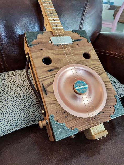 PREMIUM BUILD Copper resonator cigar box 3-string guitar - Etsy Polska