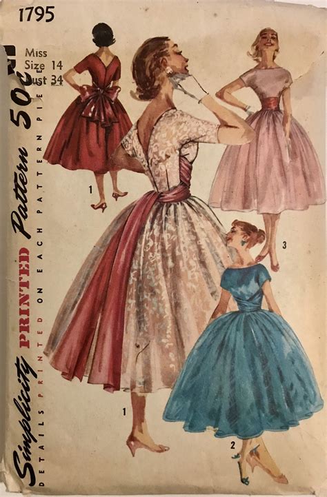 chiffon vintage gown sewing pattern - HumeraPalmas