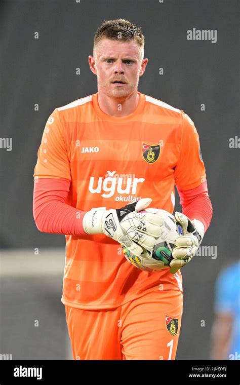 ISTANBUL - Istanbulspor AS goalkeeper David Jensen during the Turkish Super Lig match between ...