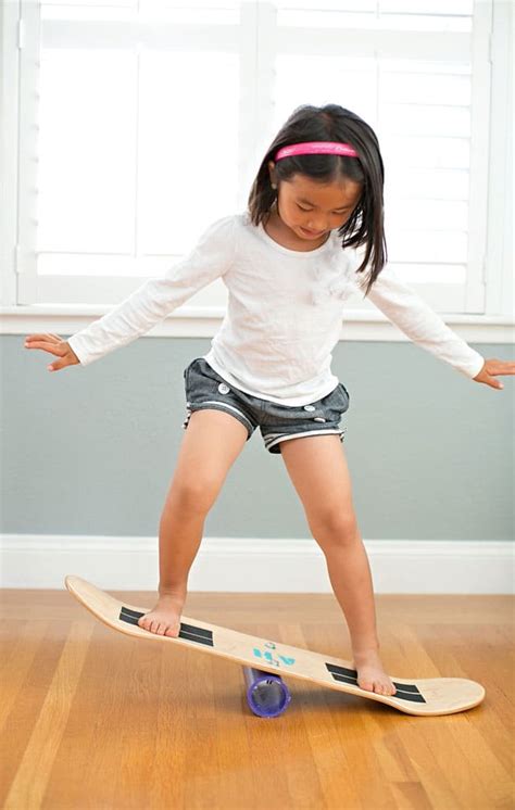 Diy Balance Board Skateboard : How To Make A Skate Balance Board ...