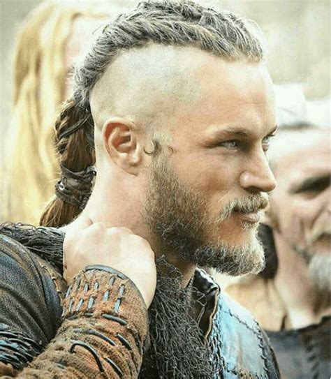 Ragnar Lothbrok’s Hair and Beard Styles - AtoZ Hairstyles