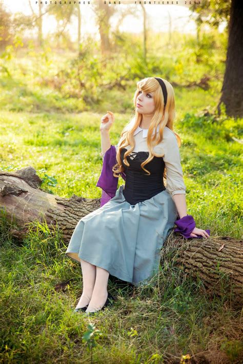 Briar Rose - Cosplay by Thecrystalshoe on DeviantArt