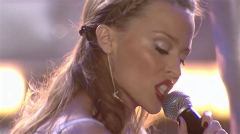 Kylie Minogue - Can't Get You Out of My Head (Live BRIT 2002) (UPSCALE-1080p-NASTY) | ShareMania.US