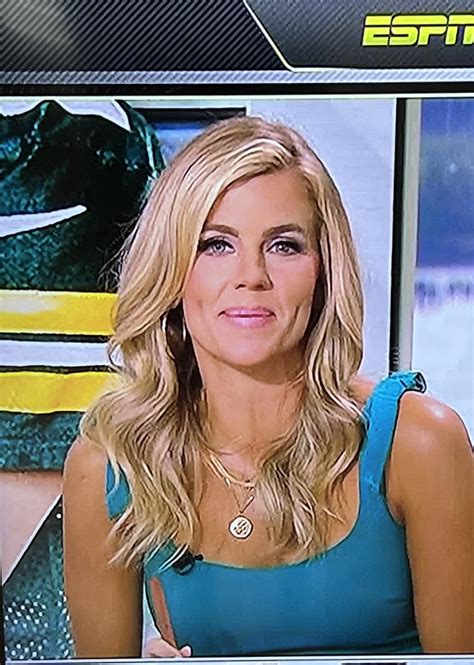 Sam Ponder - ESPN NFL Countdown : r/hot_reporters