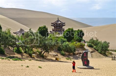 DunhuangCrescentLakeChina6.jpg Photo by Lhasaguy8 | Photobucket