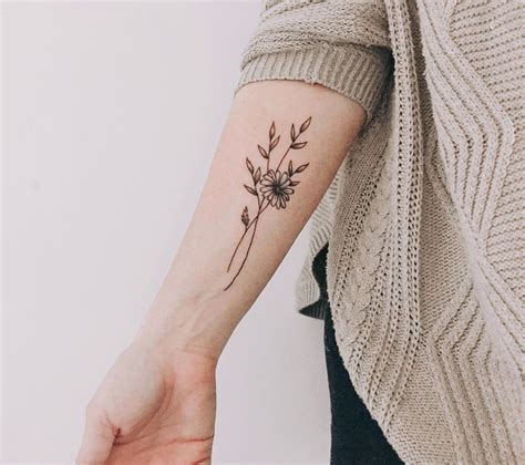 Forget About Your Zodiac Sign — These Gorgeous Birth Flower Tattoos Are ...