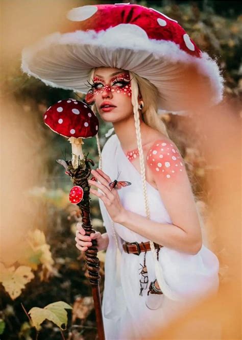 Mushroom costume | Mushroom costume, Halloween outfits, Halloween costumes