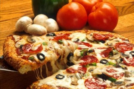 Papa John's Veggie Pizza - Most Unhealthy Fast Food Menu Items