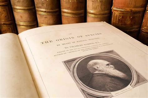 Charles Darwin: Biography, Theories, Contributions