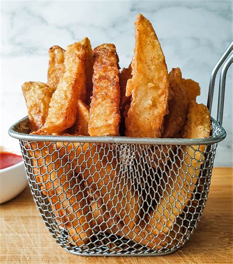 Crispy French fries - with a spicy coating - Foodle Club