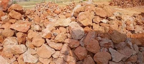 Raw Bauxite, Packaging Type: Loose at Rs 3000/tonne in Raniganj | ID: 14290533691