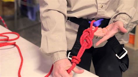 Climbing Knots Tutorial - Figure Eight, Clove Hitch, Overhand on a Bight - YouTube