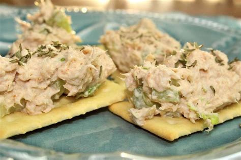 Easy Canned Salmon Salad #Recipe - Trisha Dishes