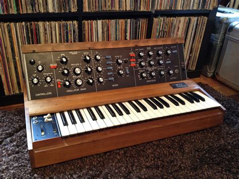 MATRIXSYNTH: Early Minimoog Model D Synthesizer SN 1246