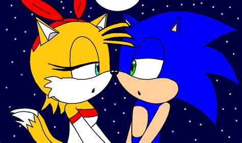 Sonic And Tails Going In For Their First Kiss by HyperSpike759 on ...