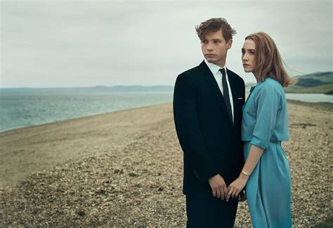 Saoirse Ronan and Billy Howle Charm as Newlyweds in On Chesil Beach | On chesil beach, Film ...